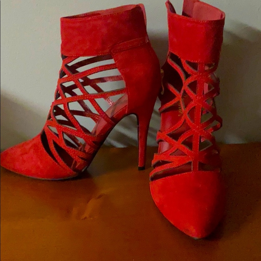 Herd high heels